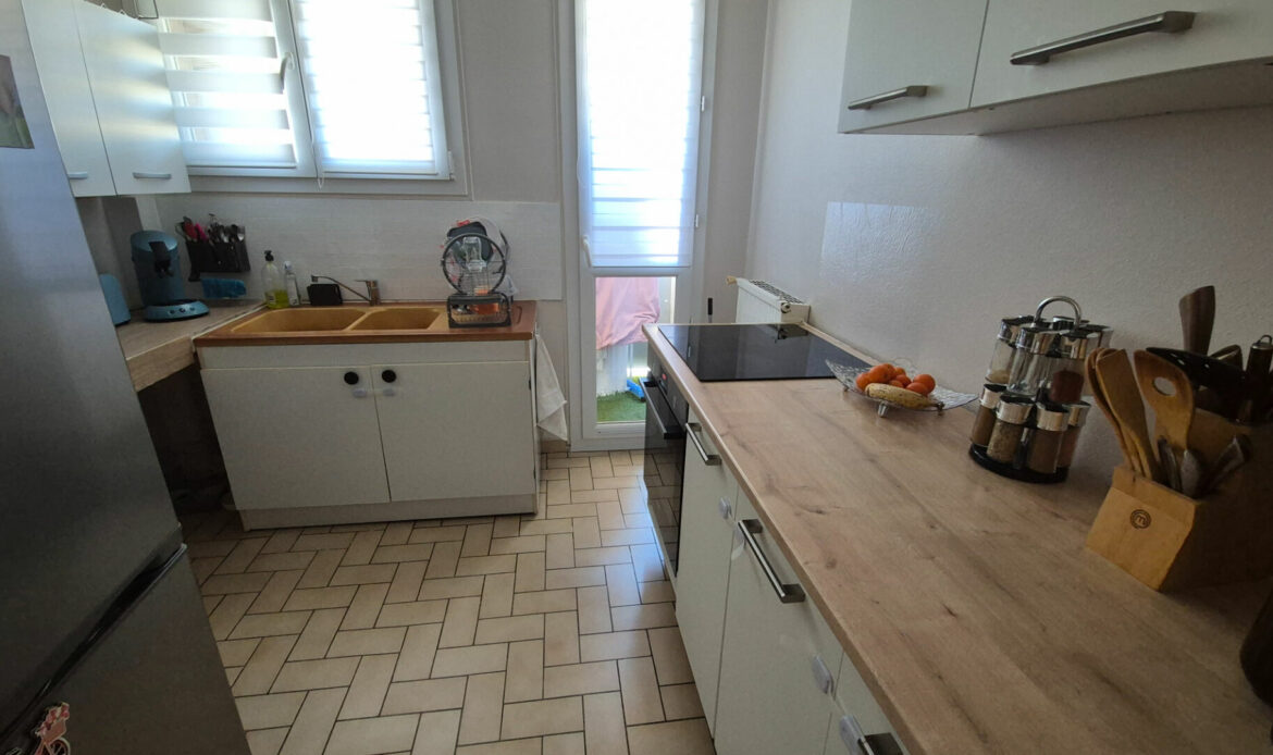 05f78676